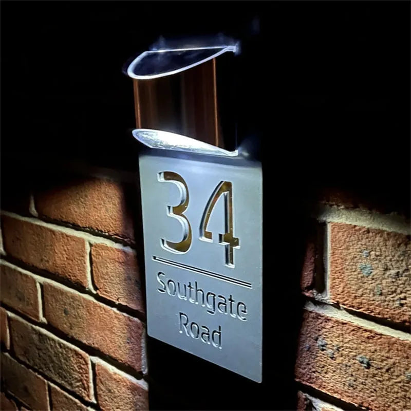 Targa da porta solare personalizzata: eleganza e visibilità 